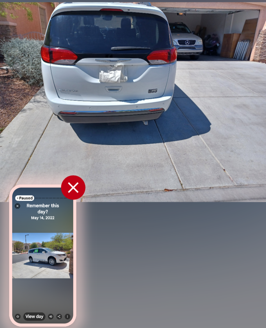 2017 Chrysler Pacifica Touring-L Plus Mobility Minivan-4